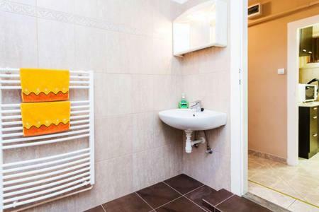 Centralcomfortbdpst Budapest Extérieur photo